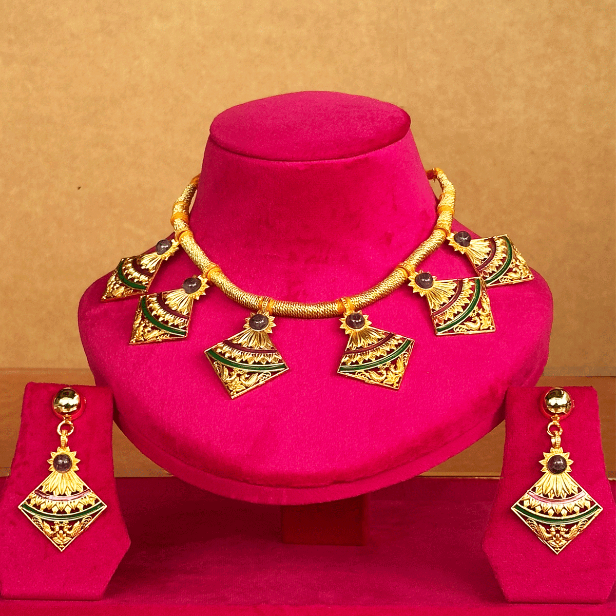 necklace-6gh
